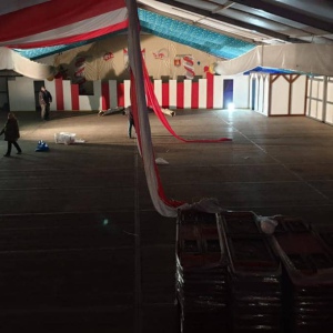 Zeltausbau im Februar 2019